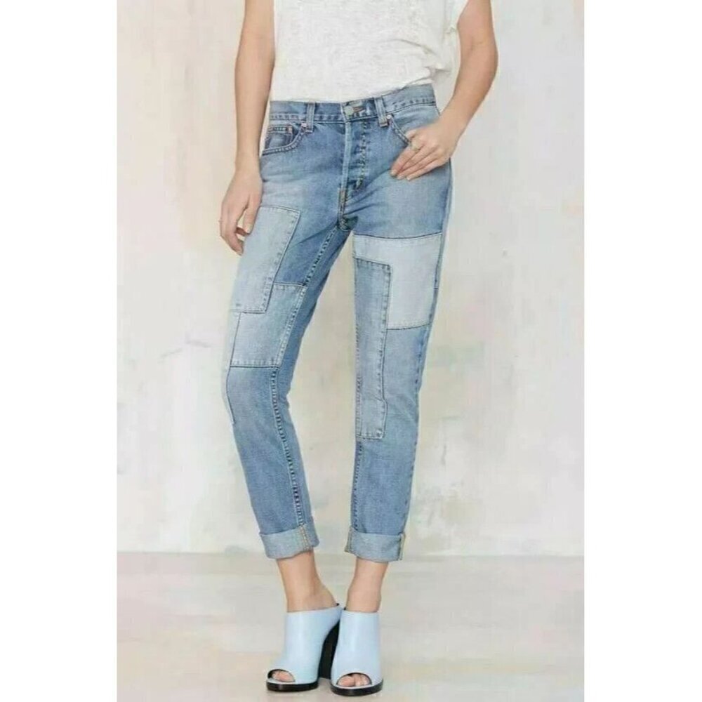 Nasty Gal Women's Blue Denim Peace and Love Boyfriend Patch Jeans Size 30 $108